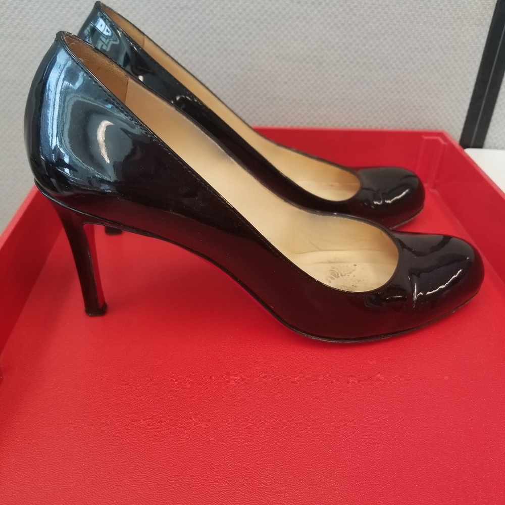 CHRISTIAN LOUBOUTIN Patent Leather Pumps Size: 6 | IT 36